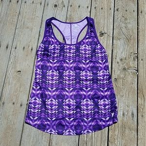 Old Navy Active Semi-Fitted Workout Top, medium